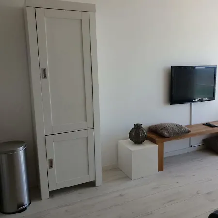 Zee77 Apartment
