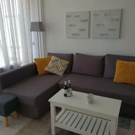 Zee77 Apartment *